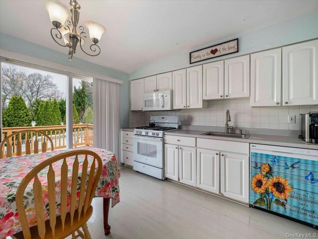 7 Renie Lane, Blauvelt, NY 10913