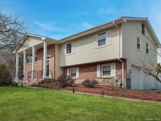 7 Renie Lane, Blauvelt, NY 10913