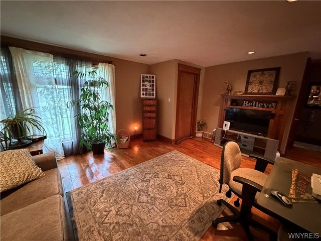 14 Grant Street, Lancaster, NY 14086
