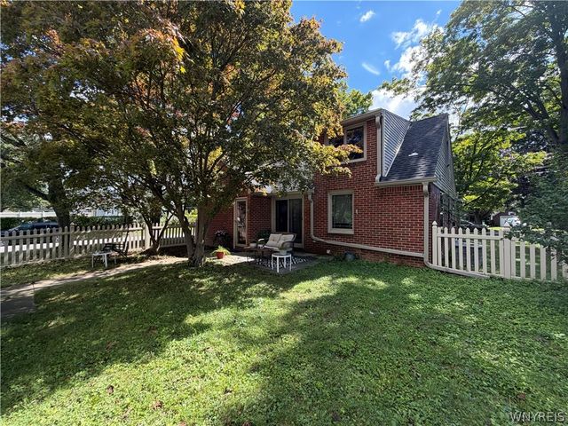 14 Grant Street, Lancaster, NY 14086