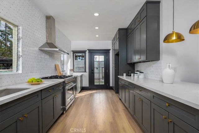 2274 W 21st Street, Los Angeles, CA 90018