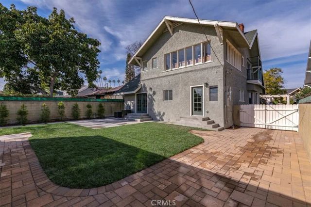 2274 W 21st Street, Los Angeles, CA 90018