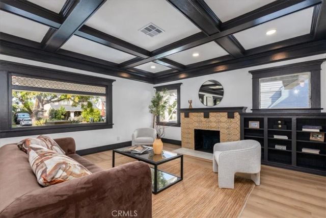 2274 W 21st Street, Los Angeles, CA 90018