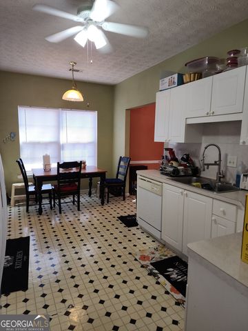 4584 Browns Mill Close, Lithonia, GA 30038