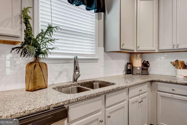 8056 Windmark Place, Lithia Springs, GA 30122