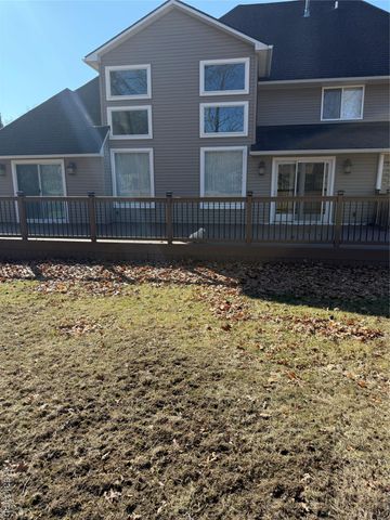 1217 Kings Carriage Road, Grand Blanc, MI 48439