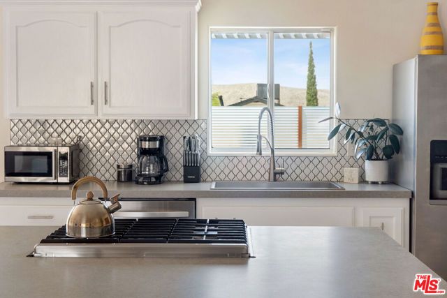 61602 La Jolla Drive, Joshua Tree, CA 92252