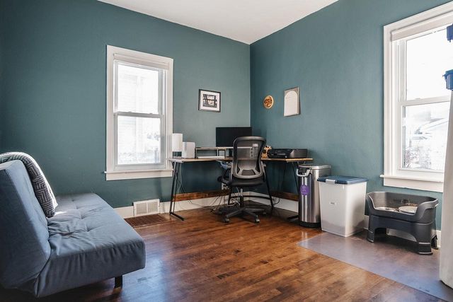 605 Montana AVENUE, South Milwaukee, WI 53172