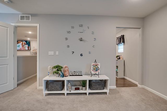 1425 Silverbell Dr, Stockton, CA 95206