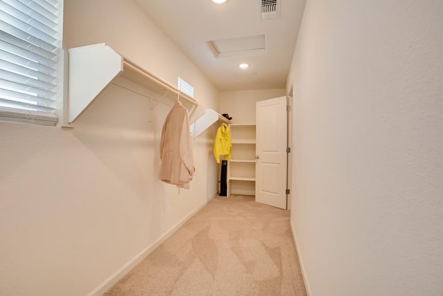 1425 Silverbell Dr, Stockton, CA 95206