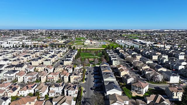 1425 Silverbell Dr, Stockton, CA 95206