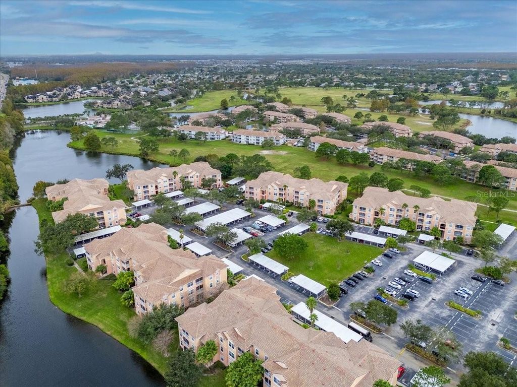 Image 23 of property listing at 13524 TURTLE MARSH LOOP 638, Orlando, FL 32837