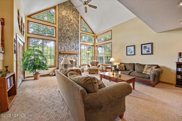 2820 OAKLAND Drive, Green Cove Springs, FL 32043