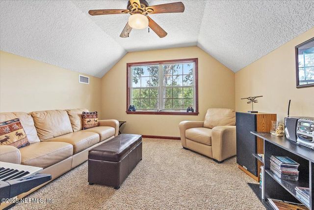 2820 OAKLAND Drive, Green Cove Springs, FL 32043