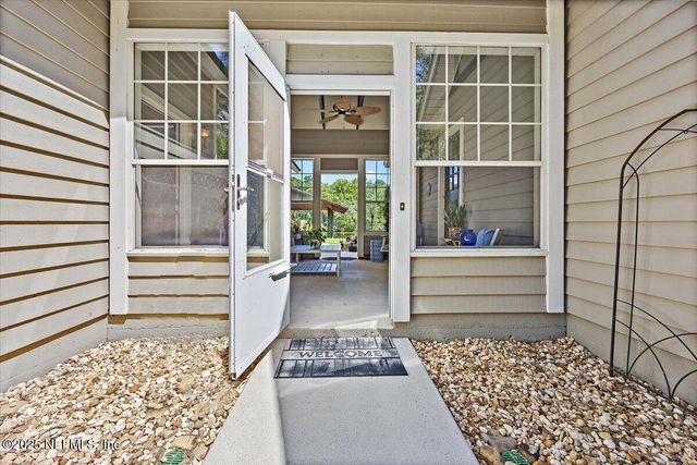 2820 OAKLAND Drive, Green Cove Springs, FL 32043