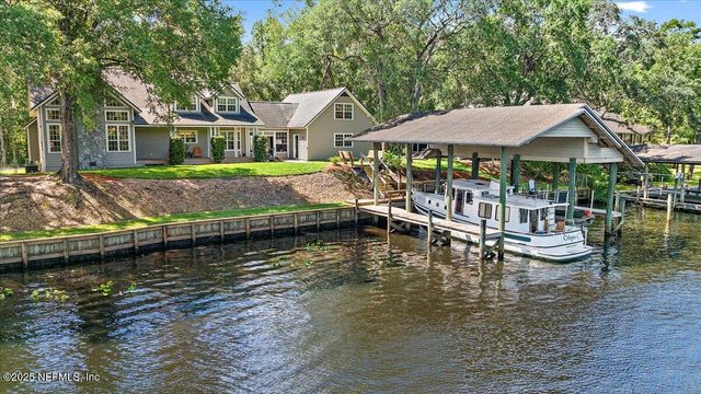 2820 OAKLAND Drive, Green Cove Springs, FL 32043