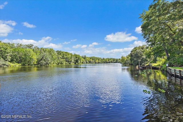 2820 OAKLAND Drive, Green Cove Springs, FL 32043