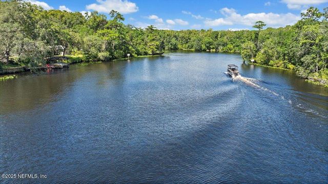 2820 OAKLAND Drive, Green Cove Springs, FL 32043