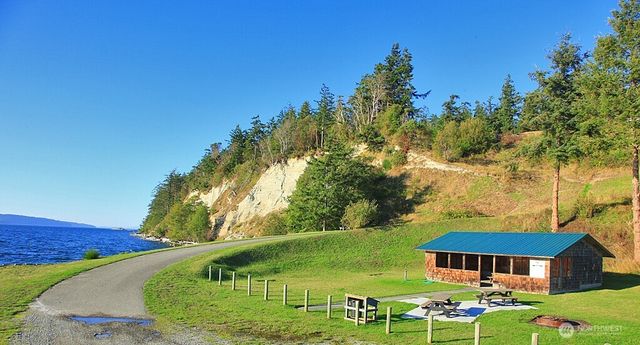 3484 East Harbor Road, Langley, WA 98260