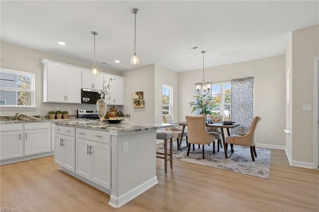 2508 Deal's Creek CT, Chesapeake, VA 23323