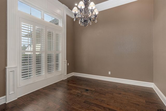 10969 Deer Creek Dr, Tyler, TX 75707