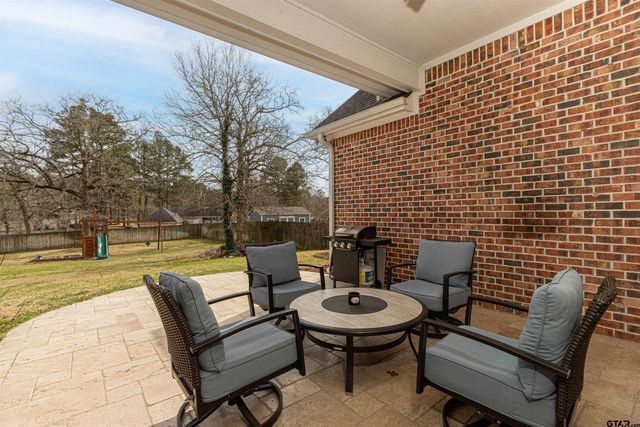 10969 Deer Creek Dr, Tyler, TX 75707