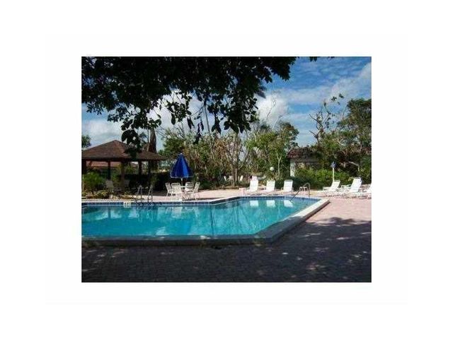 3050 N Palm Aire Drive 504, Pompano Beach, FL 33069