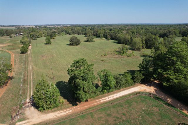 879 W CR 3390, Crockett, TX 75835