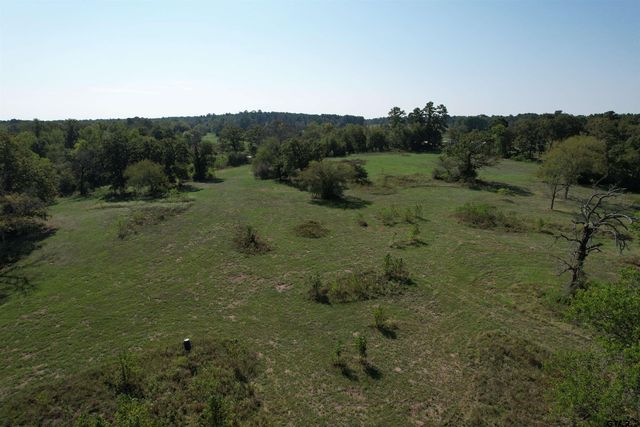 879 W CR 3390, Crockett, TX 75835