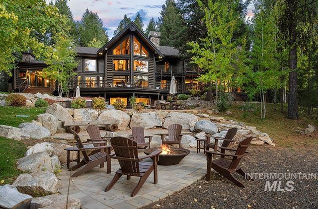 305 Blackhawk Lake Dr., McCall, ID 83638