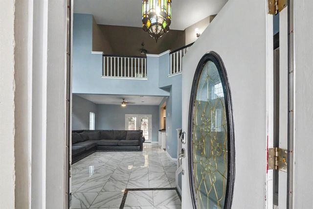 2055 Bedford Avenue, Clovis, CA 93611