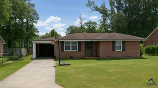 150 Evergreen St, Warner Robins, GA 31093