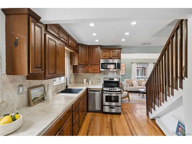 556 S Canosa Ct, Denver, CO 80219
