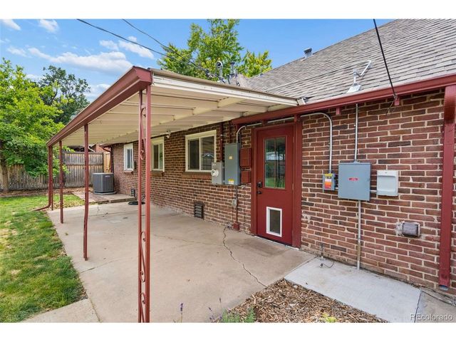 556 S Canosa Ct, Denver, CO 80219