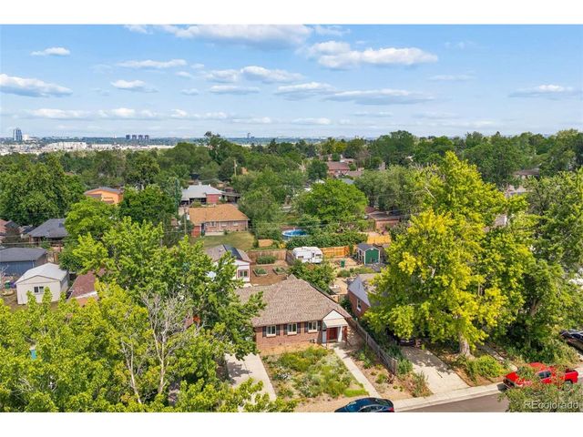 556 S Canosa Ct, Denver, CO 80219