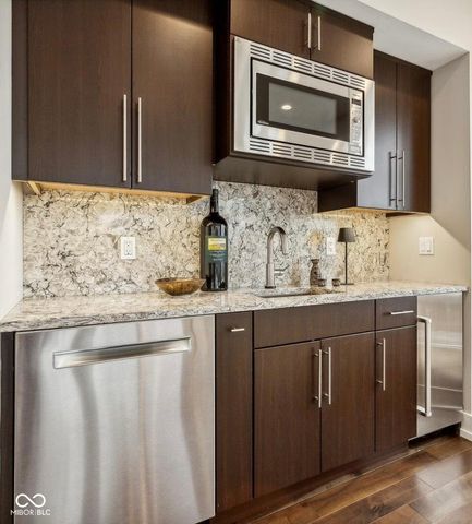 11956 CityWalk Drive, Fishers, IN 46038