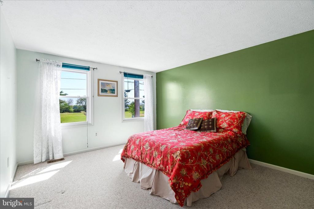 Image 22 of property listing at 1323 BUTTERFLY LN, Frederick, MD 21703