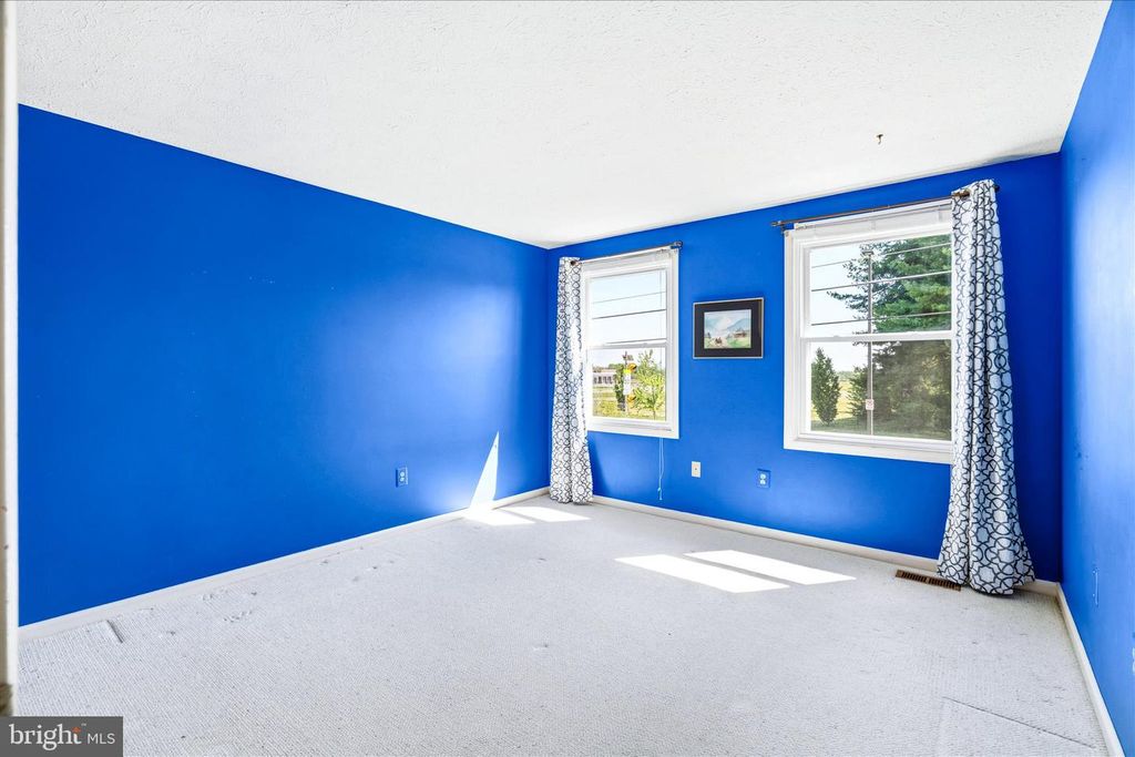 Image 25 of property listing at 1323 BUTTERFLY LN, Frederick, MD 21703