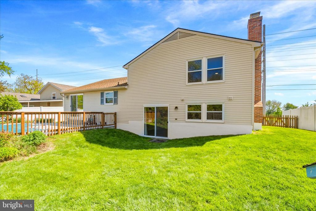 Image 32 of property listing at 1323 BUTTERFLY LN, Frederick, MD 21703