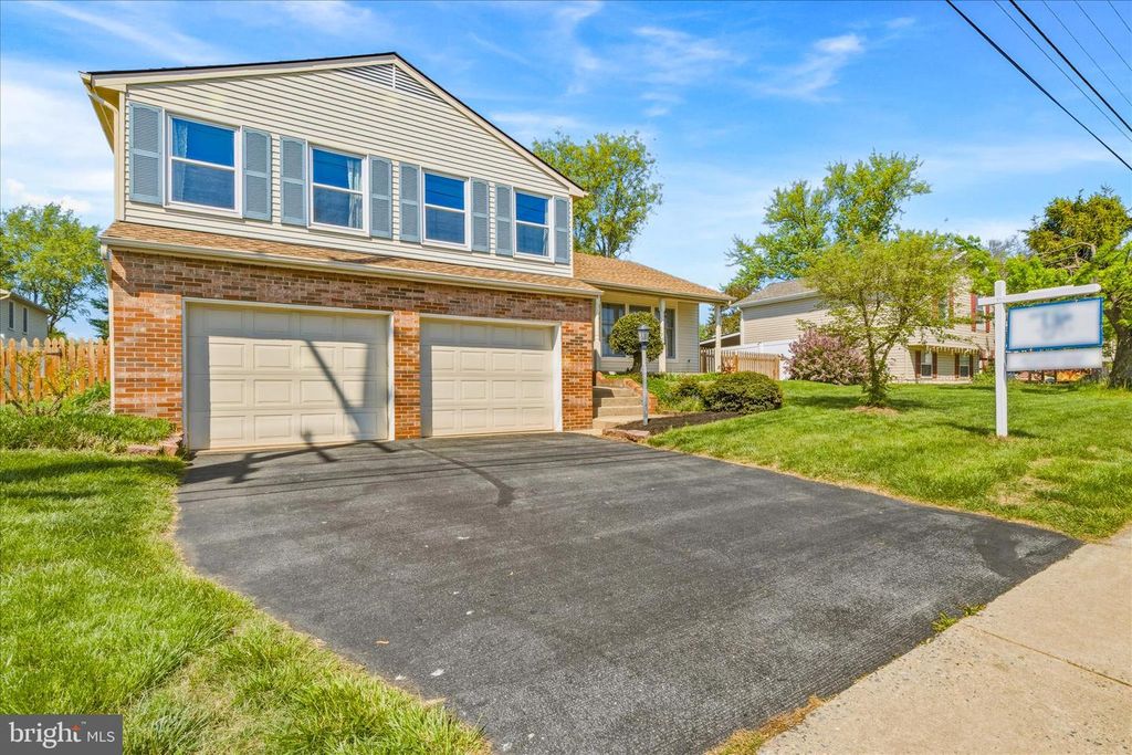 Image 35 of property listing at 1323 BUTTERFLY LN, Frederick, MD 21703