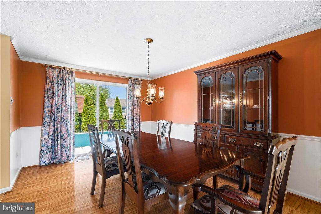 Image 8 of property listing at 1323 BUTTERFLY LN, Frederick, MD 21703