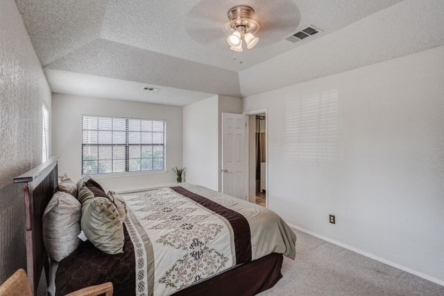 983 Acorn Drive, Lewisville, TX 75067