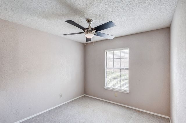 983 Acorn Drive, Lewisville, TX 75067