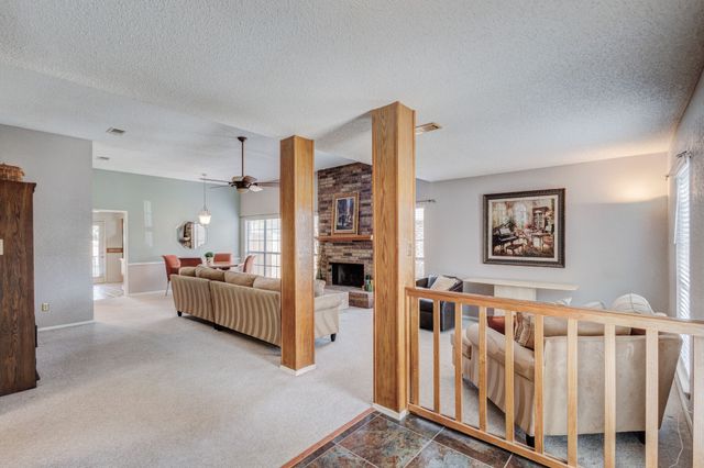 983 Acorn Drive, Lewisville, TX 75067