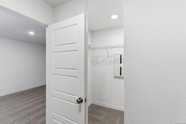 1246 LOS MOCHIS AVENUE, Converse, TX 78109