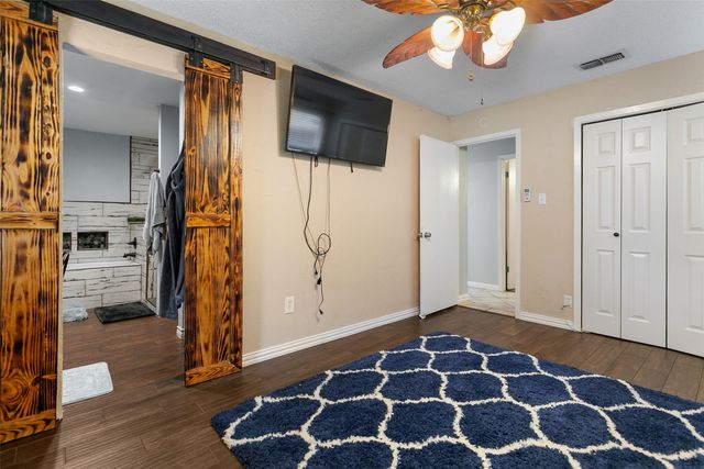 6608 Mccoy Court, Watauga, TX 76148