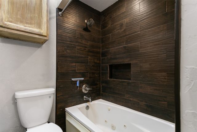 6608 Mccoy Court, Watauga, TX 76148