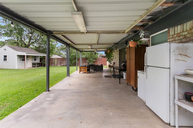 6608 Mccoy Court, Watauga, TX 76148