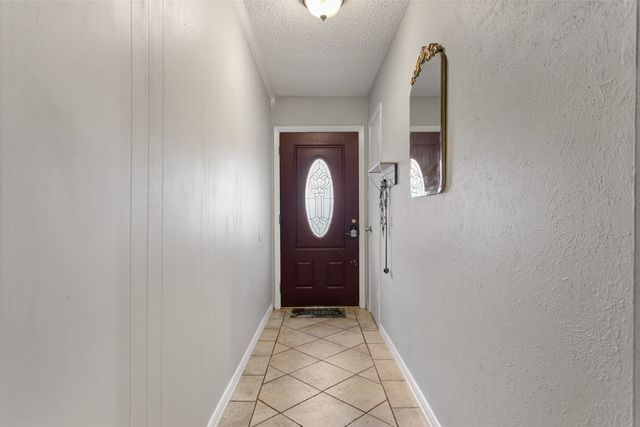 6608 Mccoy Court, Watauga, TX 76148