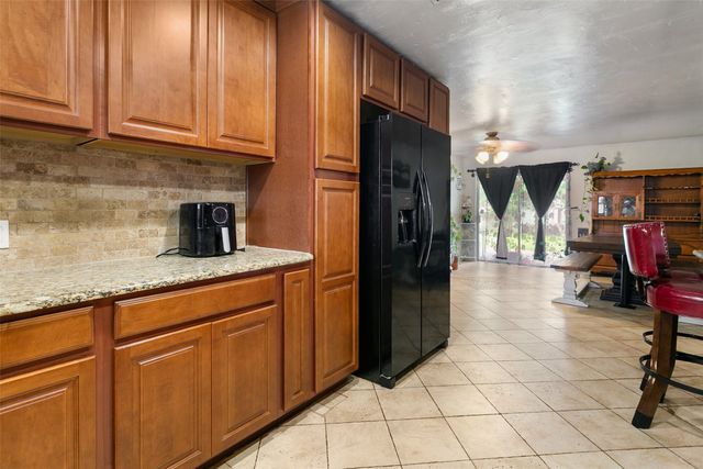 6608 Mccoy Court, Watauga, TX 76148
